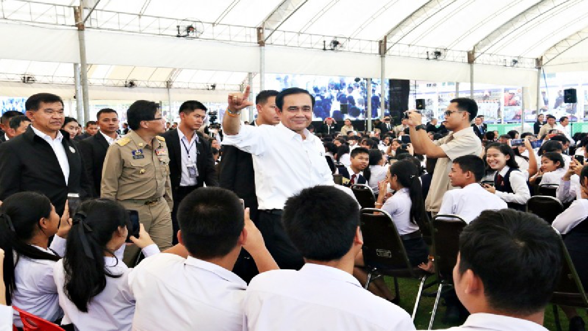 นายกตู่ ตรวจเยี่ยม EEC อาชีวะสนองยุทธศาสตร์ชาติ 20 ปี ผู้เรียนอาชีวศึกษาคือผู้ทรงคุณค่าของสังคม