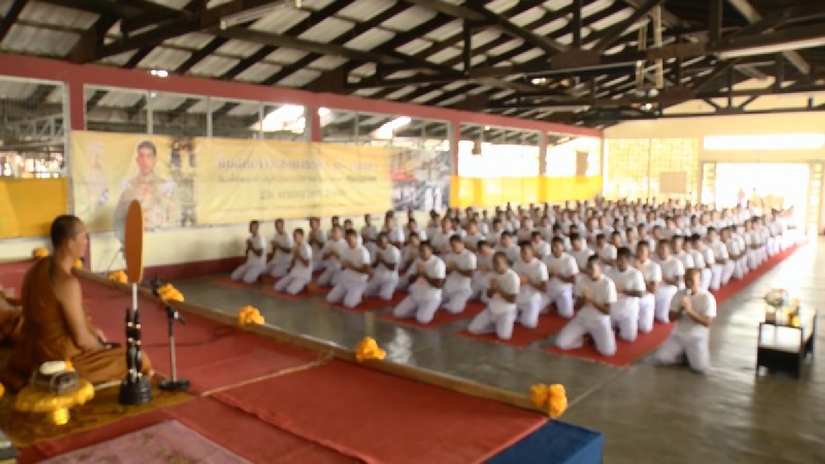 ขัดเกลาจิตใจ..!! ผู้ต้องขังเรือนจำจังหวัดสงขลา "วิปัสสนากรรมฐาน" พัฒนาคุณภาพชีวิต ถวายแด่พ่อหลวง ร.9