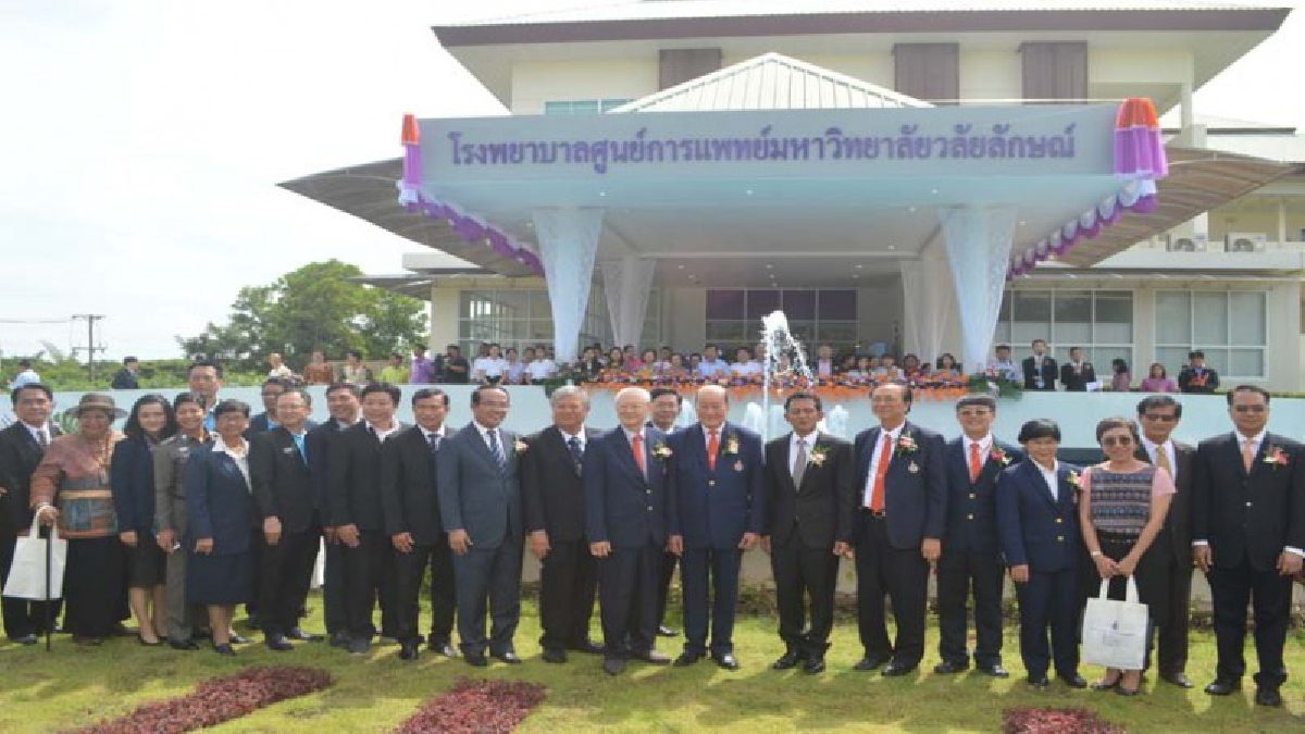 ฝันให้ไกลไปให้ถึง!! เปิดให้บริการแล้ว..รพ.ศูนย์การแพทย์ มวล.ระยะแรก-ผู้ว่า ฯ ผุดหลายโครงการรองรับหวังเมืองคอนขึ้นอันดับ 1 ของภาคใต้