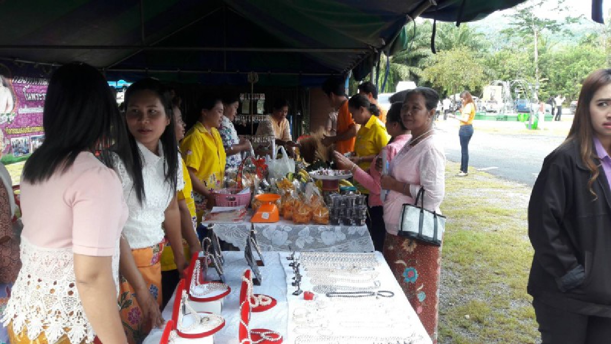 พังงาเคลื่อนที่!! พบปะเยี่ยมเยือน ชาวบ้านสร้างกระบวนการมีส่วนร่วมในการพัฒนาชุมชน ท้องถิ่น สังคมให้มีความเจริญรุ่งเรืองยั่งยืนตลอดไป