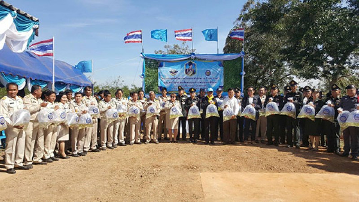 กองทัพไทยปล่อยพันธุ์ปลา 5 ปี 42 ล้านตัว เทิดพระเกียรติ”แม่ของแผ่นดิน”
