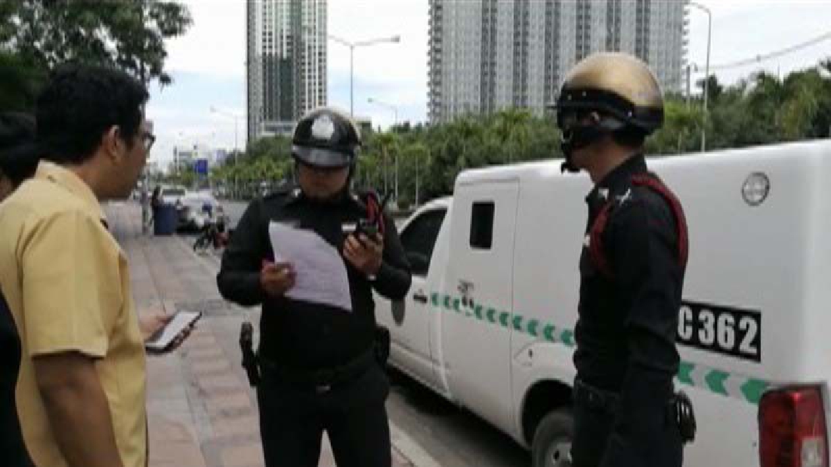 ตำรวจพัทยาไม่ประมาท จัดซ้อมแผนเผชิญเหตุโจรปล้นรถขนเงิน (มีคลิป)