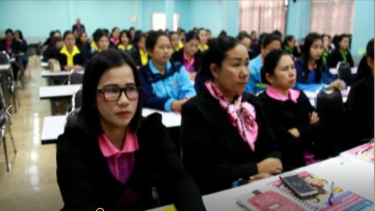 ติวเข้ม..!! ก.ศึกษา เดินสายติวเข้มครูปฐมวัย สอนทำหลักสูตรแบบมอนสเตสซอรี่ พัฒนาเด็กเล็ก 3-6 ปี ทำโรงเรียนให้เหมือนบ้าน (ชมคลิป)
