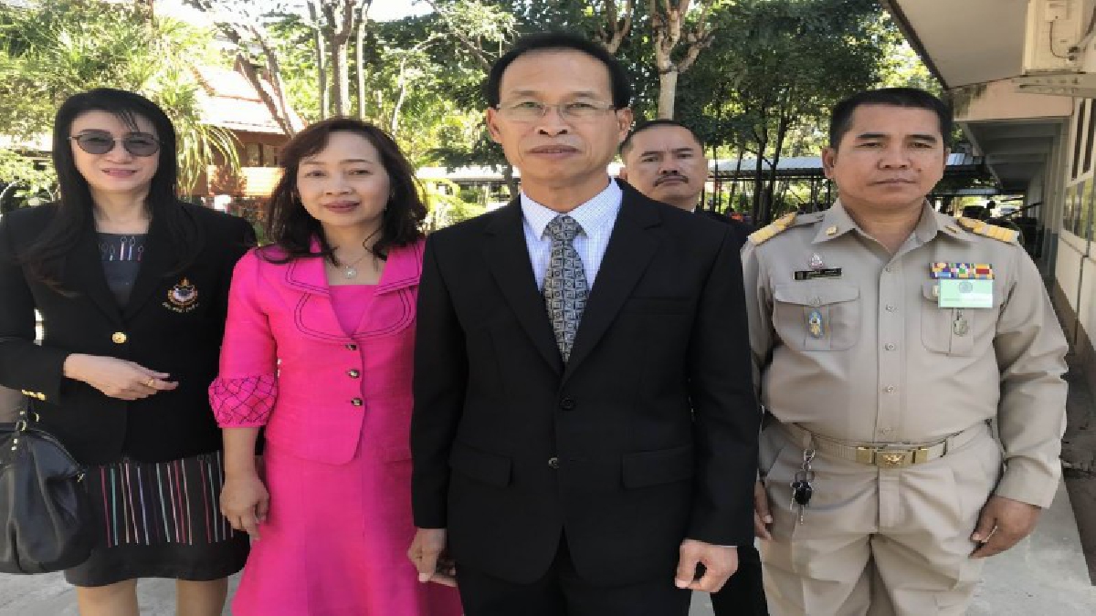 ศึกษาธิการ จ.ศรีสะเกษ !! นำตำรวจคุมเข้มป้องกันทุจริตสอบครู ขณะที่ศึกษาธิการภาค 13 ยันสอบครู 4 จังหวัดอีสานโปร่งใสไร้ปัญหา