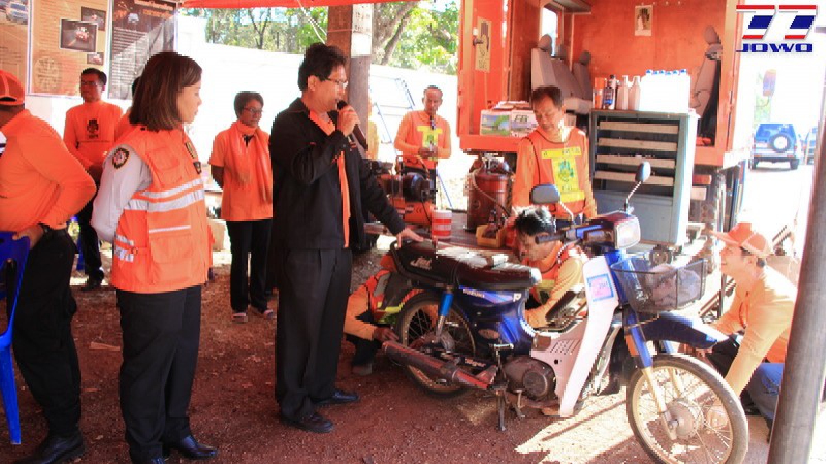 ปราจีนบุรี !! เปิดจุดบริการตรวจเช็ค ซ่อมรถยนต์ฟรี รับเทศกาลปีใหม่ (ชมคลิป)