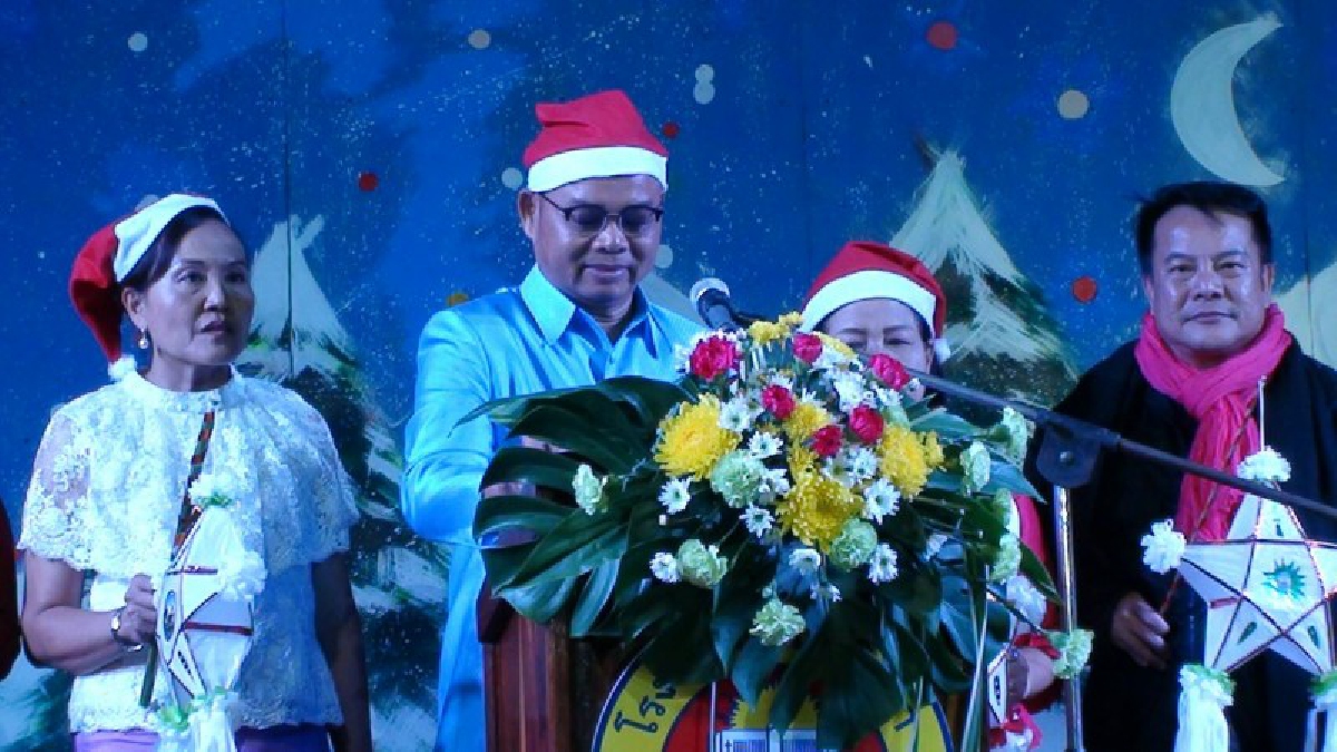 เปิดอย่างเป็นทางการ..!! จัดงานแห่ดาวของชุมชนชาวคริสต์ อันยิ่งใหญ่ที่สุด ของจังหวัดยโสธร ในเทศกาลวันคริสต์มาส (มีคลิป)
