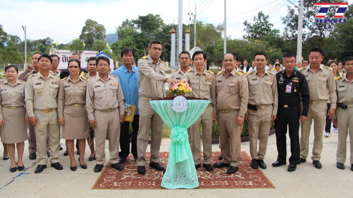 รองอธิบดีกรมพัฒนาที่ดิน !! เดินทางเปิดอาคารสำนักงานสถานีพัฒนาที่ดินปราจีนบุรี (คลิป)