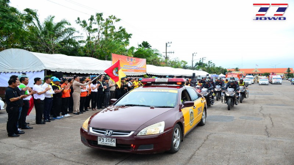 จังหวัดปราจีนบุรี เปิดศูนย์ปฏิบัติการป้องกันและลดอุบัติเหตุทางถนนช่วงเทศกาลปีใหม่ 2561 (ชมคลิป)