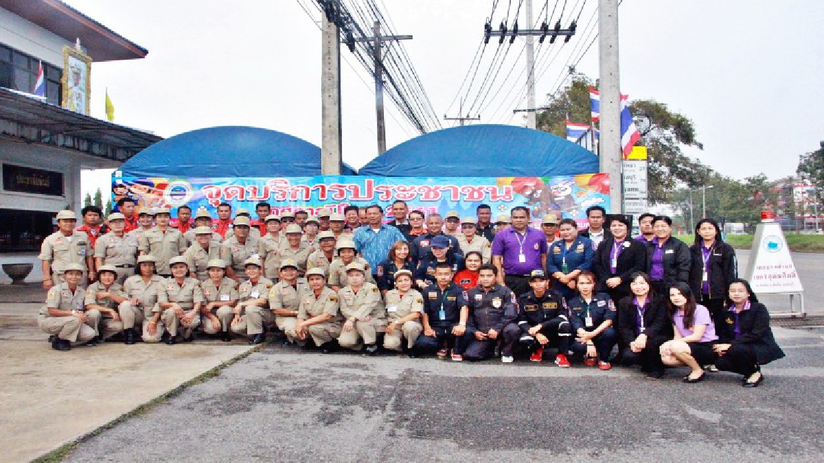 เทศบาลตำบลเขตรอุดมศักดิ์เปิดจุดบริการประชาชนลดอุบัติเหตุเทศกาลปีใหม่ (คลิป)