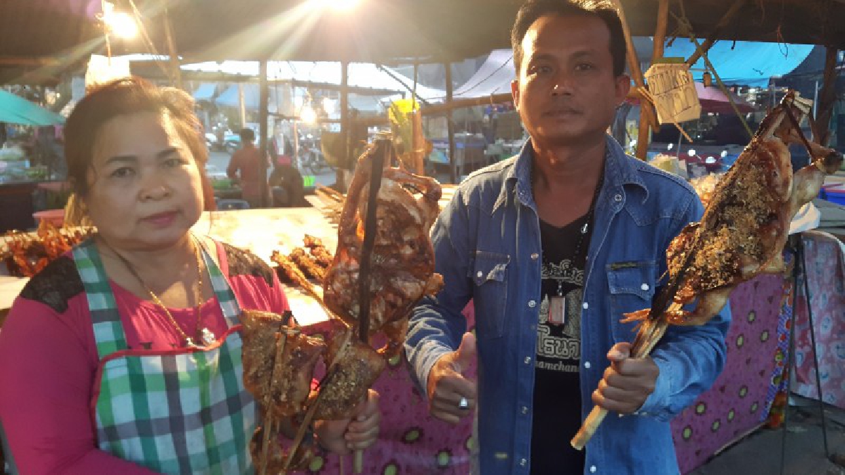 กล้าท้าพิสูจน์นักชิมต้องลอง!! กรอบนอกนุ่มใน ไก่ย่างบ้านแคน! ขายดีรับเทศกาลปีใหม่ (ชมคลิป)