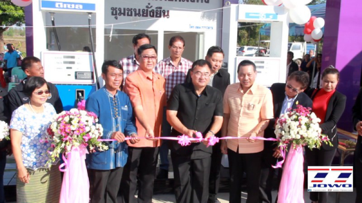 อุตรดิตถ์..!! เปิดปั้มน้ำมันชุมชนต้นแบบ เศรษฐกิจพอเพียงแห่งแรกในจังหวัด เกษตรกรใช้น้ำมันราคาถูก มีคุณภาพไม่ผ่านคนกลาง ไม่เสี่ยงน้ำมันปลอมปน