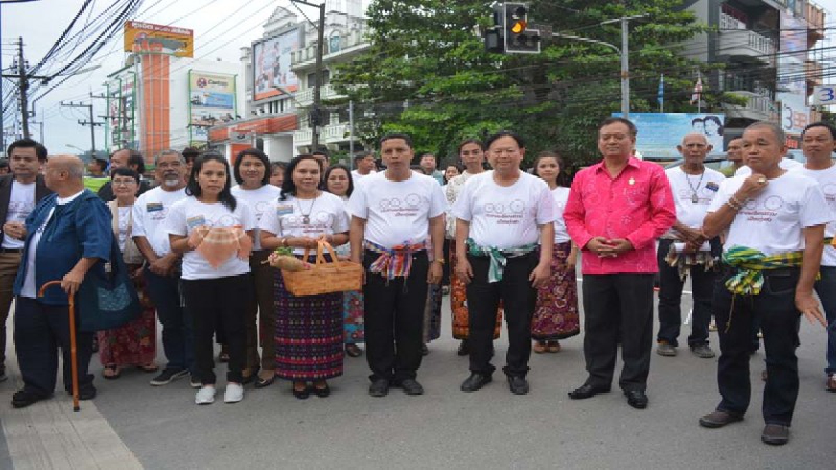 ปลุกเมืองทุ่งสง!?รวมพลังเปิด&ldquo;หลาดชุมทางทุ่งสง&rdquo;ถนนคนเดินตลาดวัฒนธรรม-ปลุกเมืองทุ่งสงให้มีชีวิตชีวาสู่เมืองท่องเที่ยวเชิงวัฒนธรรมยั่งยืน