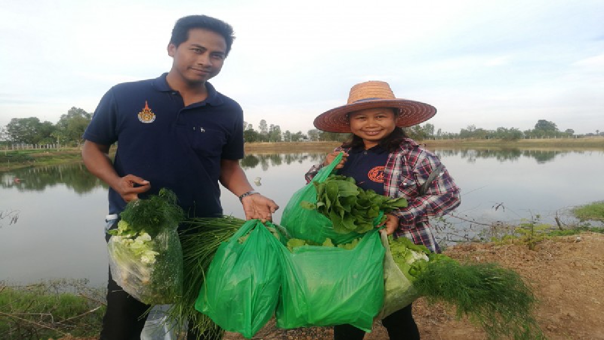 นี่แหละ!! สวรรค์บ้านนา ความสุขอยู่ใกล้ๆตัว ชาวบ้านรวมใจ สร้างสายใยรักสานสัมพันธ์ พลิกพื้นดินสู่ความพอเพียง ตามรอยพ่อ ร.9