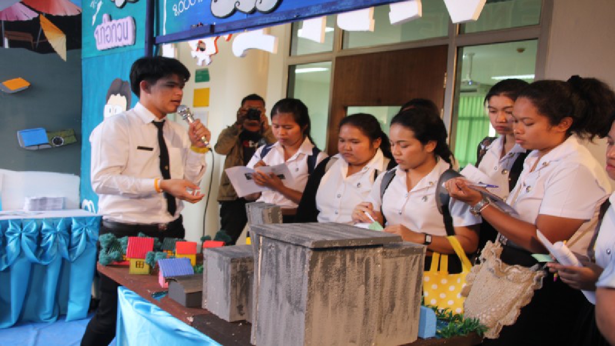 อธิการบดี มรภ.กรุงเก่าเผย ครูยุคใหม่ต้องทันต่อสถานการณ์ สุขุม รอบคอบ เยือกเย็น จิตใจพร้อมคิดเชิงบวก ทั้งหมดนี้ก็จะเป็นครูที่ดีได้(ดูคลิป)