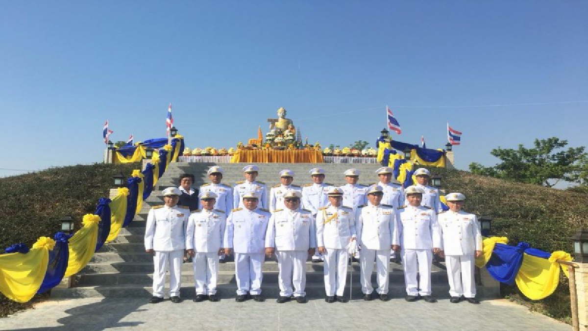 ผวจ.ศรีสะเกษ ถวายเครื่องราชสักการะ เนื่องในวันพ่อขุนรามคำแหงมหาราช