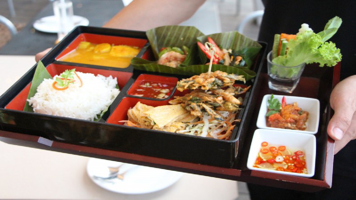 โรงแรมดังผุดไอเดียเบนโตะอาหารปักษ์ใต้หวังชูให้นักท่องเที่ยวได้ลิ้มลอง (ชมคลิป)