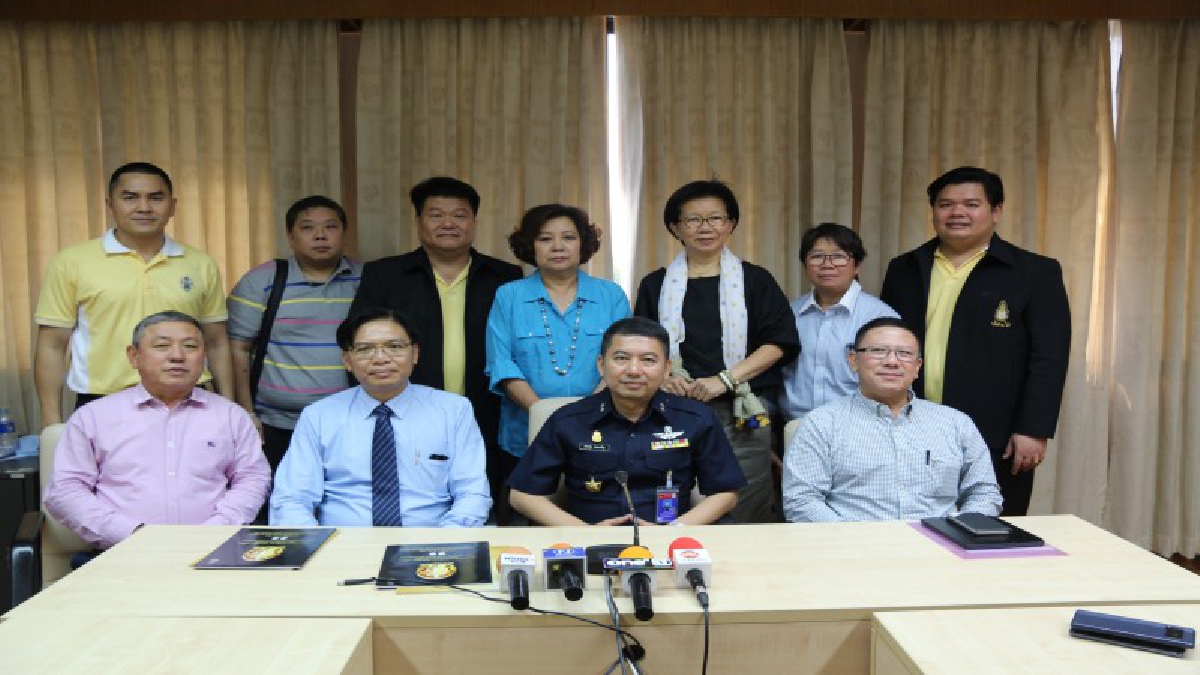 อุบลฯ..!!  หน่วยแพทย์อาสาเฉพาะทาง ตรวจสุขภาพพระภิกษุสงฆ์ 400 รูป  (มีคลิป)