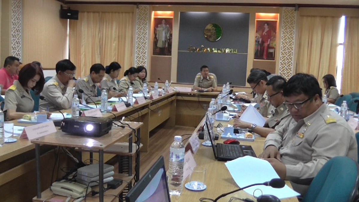 หนองคาย..!! ประชุมคณะอนุกรรมการส่งเสริมและพัฒนาคุณภาพชีวิตคนพิการ  ซึ่งมียอดค้างเงินกู้เหลือ  22 ล้าน  จาก  57 ล้านบาท  (มีคลิป)