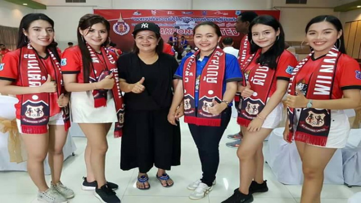 เมืองคอน เปิดตัวสโมสรฟุตบอล “ดับเบิ้ลยู นครศรียูไนเต็ด” ขอทวงความยิ่งใหญ่กลับเมืองคอนบ้านเกิดที่จะโลดแล่นในลีก 3 เพื่อขึ้นชั้นให้ได้โดยเร็ว