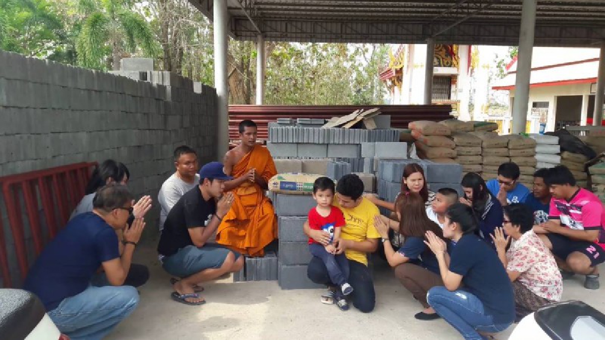 ขอระงับก่อนนะโยม!! หลังสายบุญนำอิฐ ปูน ทราย ถวายไม่ขาดสาย วัดแจ้ง ขอเตรียมงานประจำปีก่อน (มีคลิป)