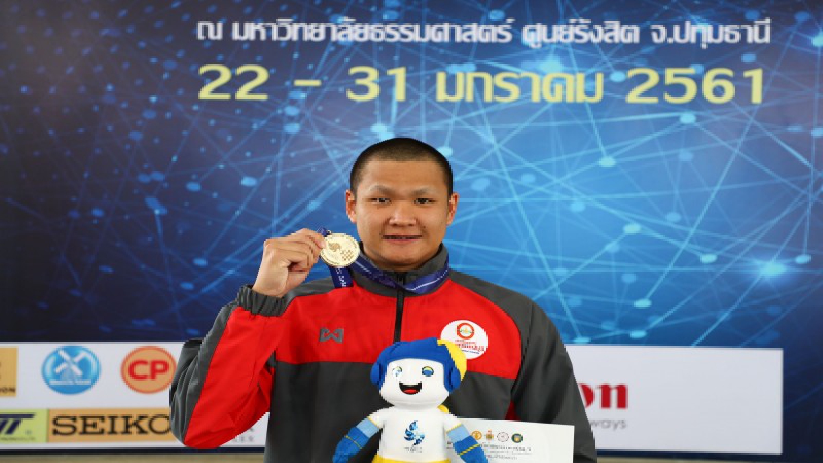 ลีลาทีมชาติกระชากใจ ฉลามเจมส์บอนด์ คว้าทองว่ายน้ำให้ม.กรุงเทพธนบุรี