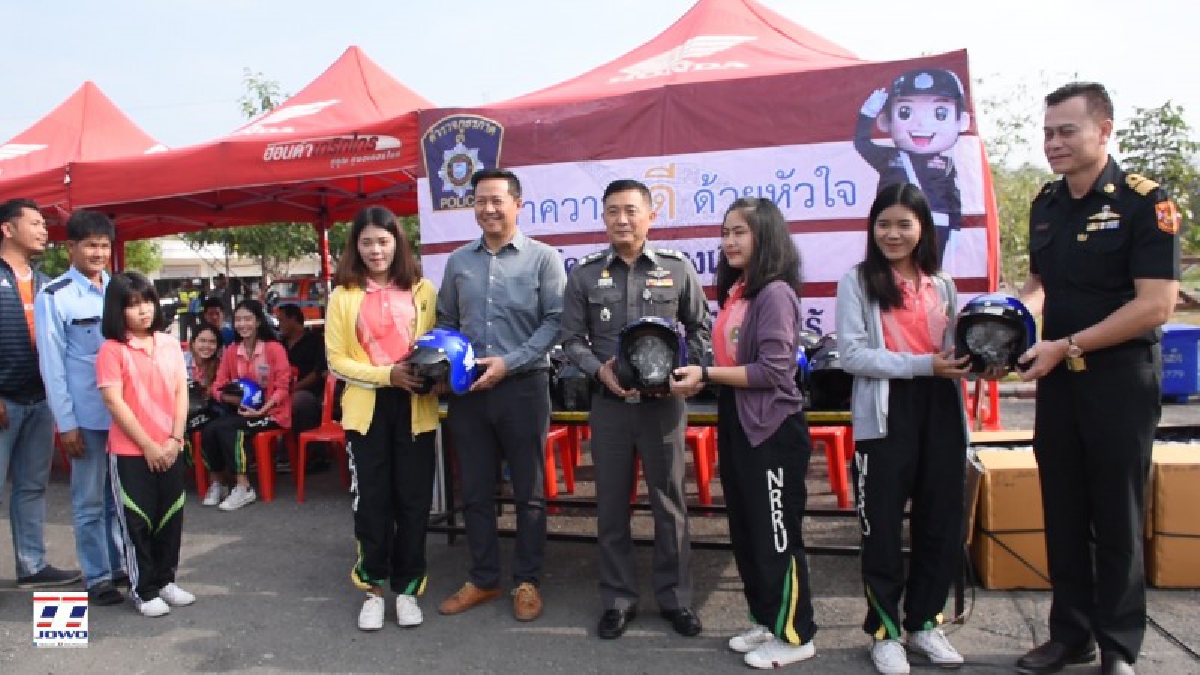 คดีเล็กน้อยก็ตักเตือน แต่เมาแล้วขับจับสถานเดียว!! ตำรวจโคราช ทำความ ดี ด้วยหัวใจ "โครงการทางเลือกเปลี่ยนใบสั่งให้ความรู้" ระยะที่ 2