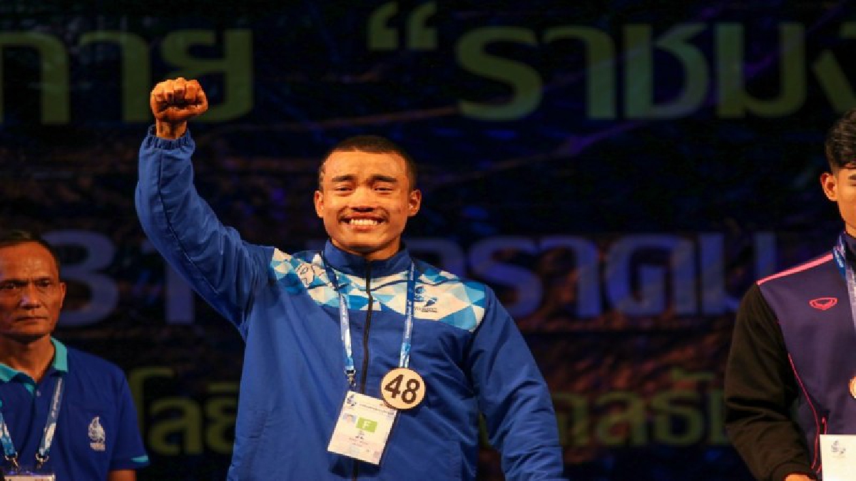 จอมพลังสุดแข็งแกร่ง ณัฐพงศ์ คว้าแชมป์เพาะกายกีฬาปัญญาชน&nbsp; เจ้าภาพ มทร.ธัญบุรี ได้ทองเพิ่มจากแอธเลติกฟิสิค