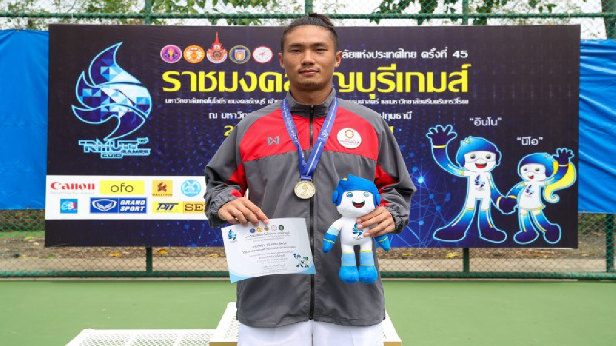 ครบทีมทันควัน ทีมหวดลูกสักหลาดไทย เดินทางถึงศรีลังกาครบชุด 