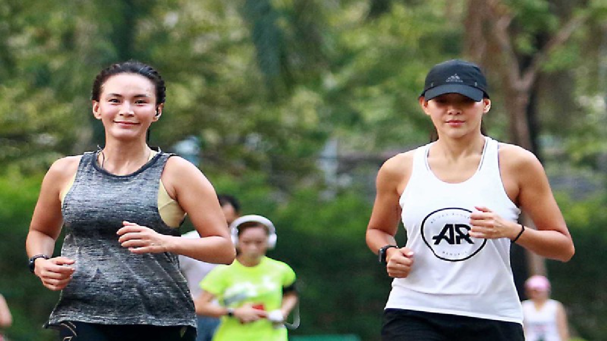 สวย แซ่บ เก่ง 2 พี่น้อง “โย-เอ หัสดีวิจิตร” ร่วมวิ่ง “บุรีรัมย์ มาราธอน 2018”