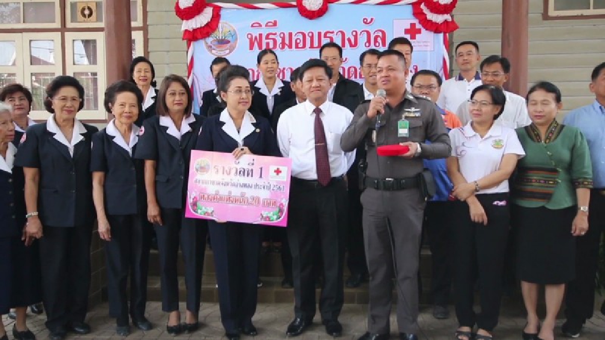 สุดเฮง ! สารวัตรหนุ่มโรงพักเกษไชโย ถูกสลากกาชาดรางวัลที่ 1 รับเต็มๆทองคำหนัก 20 บาท เผย..นำรายได้ส่วนหนึ่งไปตัดเครื่องแบบให้กับลูกน้อง