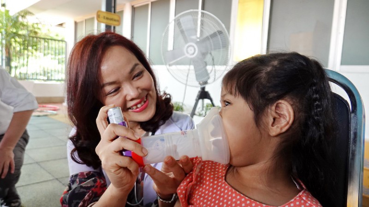 แพทย์เตือนคนไข้หอบหืดดูแลตัวเอง ช่วงอากาศเปลี่ยนและฝุ่นละอองเกินมาตรฐาน