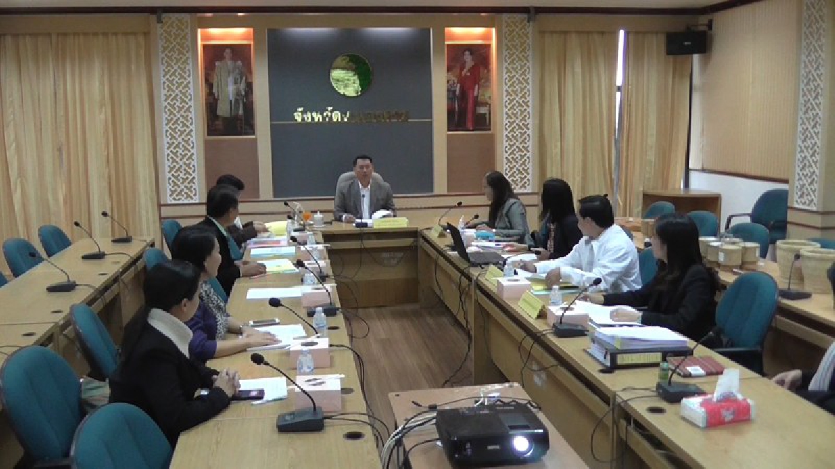 สินค้าดี ต้องมีมาตรฐาน ผ่านการรับรอง !! อุตสาหกรรมหนองคายประชุมคณะกรรมการรับรองมาตรฐานผลิตภัณฑ์ชุมชน ประจำปี 2561 (มีคลิป)