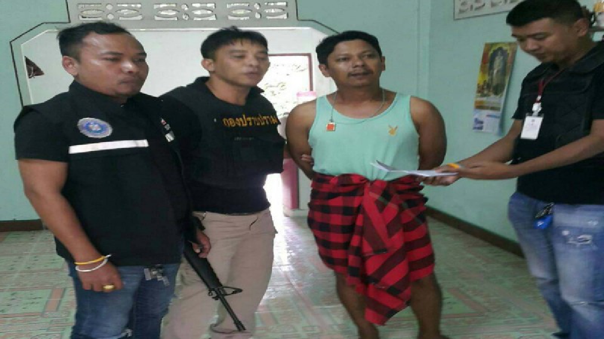 ผกก.6 บก.ป. สนธิกำลังสืบภาค 8 นำบุกเมืองคอนปิดล้อมจับกุมมือปืนคดียิง “โกลาย” หลังหนีศาลไม่ฟังคำพิพากษาศาลฏีกา