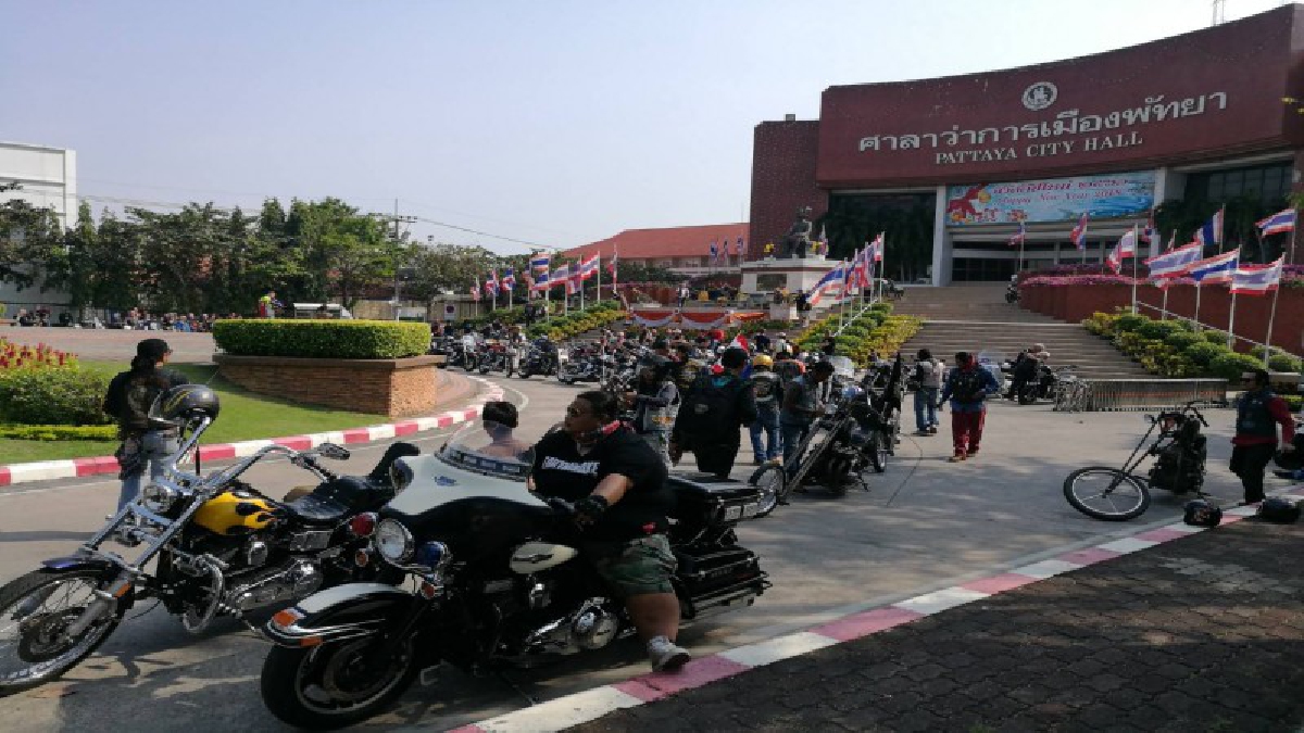 งานบูรพาไบค์วีคจัดยิ่งใหญ่ !! นักท่องเที่ยวแห่เที่ยวงานจำนวนมาก(มีคลิป)