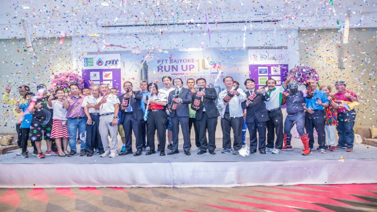 1 ทศวรรษ  มาราธอนแนวตั้ง  &ldquo;พีทีที  ใบหยก  รัน - อัพ&rdquo;  อินเตอร์เนชั่นแนล  2018&rdquo;