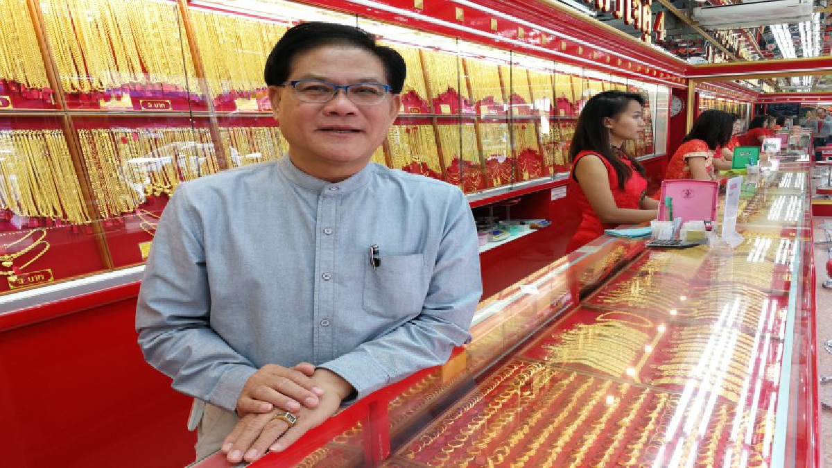 บรรยากาศซื้อขายทองคำวันวาเลนไทน์ ต่อเนื่องไปถึงเทศกาลตรุษจีน บนถนนทองคำเมืองโคราชซบเซา เหตุเศรษฐกิจยังไม่กระเตื้อง (มีคลิป)