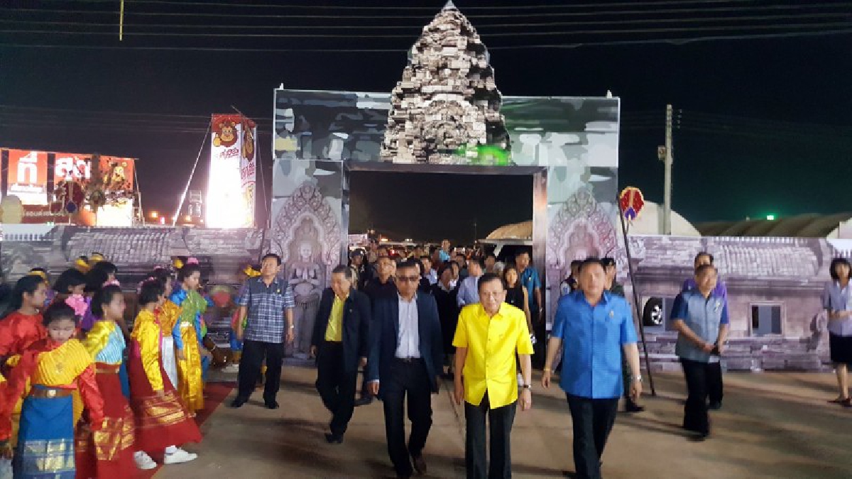 สระแก้ว!! เปิดงานสืบสานวัฒนธรรมเบื้องบูรพาและงานกาชาดจังหวัดสระแก้ว 