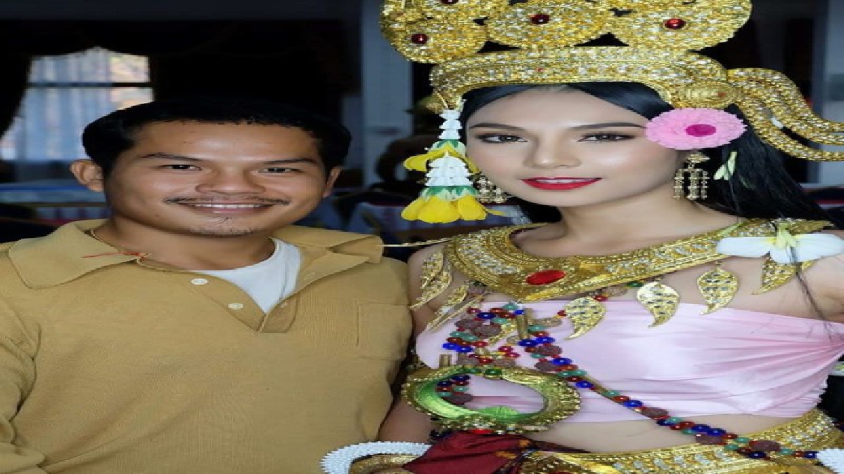สุดทึ่ง!! หนุ่มเมืองช้าง วัยเพียง 28 ปี สืบทอดงานหัตถศิลป์ ยึดอาชีพทำหัวโขน เศียรครู และหัวอัปสราเขมรโบราณ พร้อมเครื่องประดับครบชุดขาย
