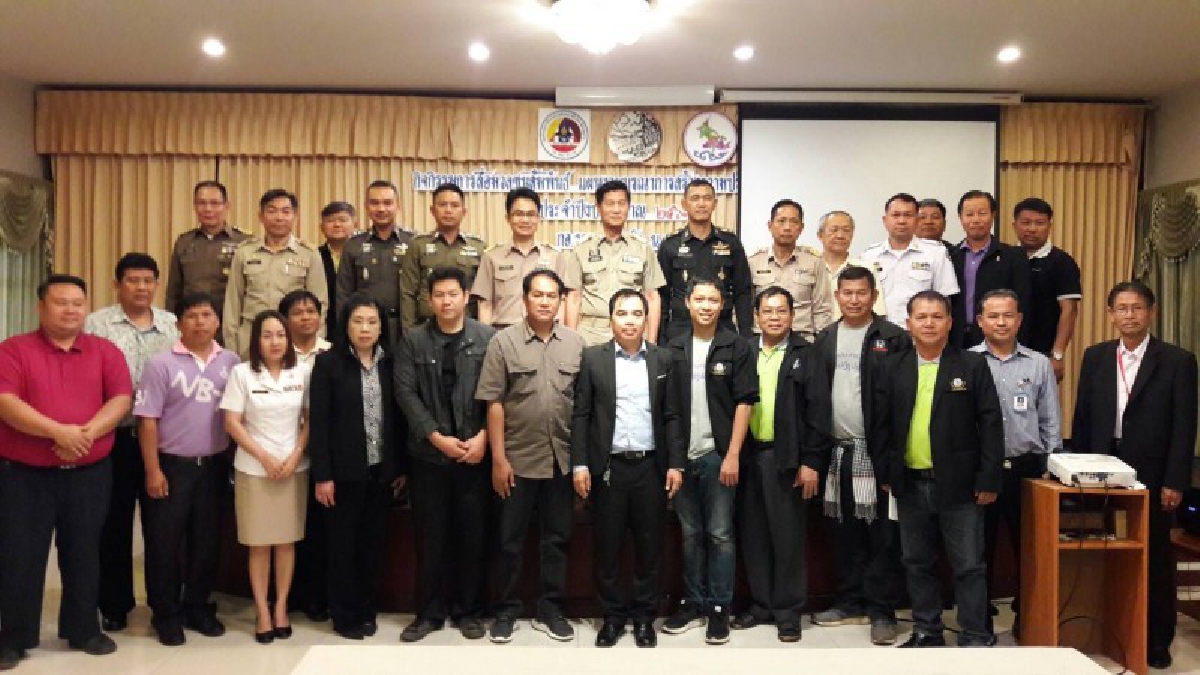 ทหารพบสื่อมวลชน สร้างความเข้าใจที่ดีในการนำเสนอข่าว...กอ.รมน.หนองคาย จัดกิจกรรมสื่อมวลชนสัมพันธ์แผนบูรณาการสร้างความปรองดองสมานฉันท์