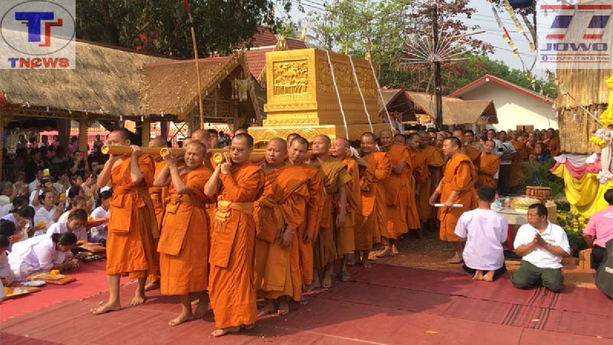 ศิษยานุศิษย์ แห่บำเพ็ญกุศล รอพระราชทานเพลิงศพ หลวงปู่สน เกจิ 108 ปี ญาติโยมแห่กราบสรีระสังขาร เชื่อเป็นพระอรหันต์ สายแคล้วคลาด มหานิยม