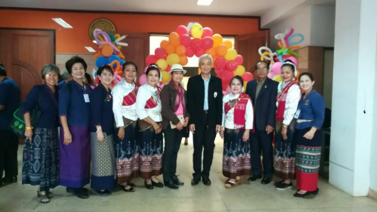 เปิดเรียนแล้ว...นักเรียนของโรงเรียนชราบาลเมืองหนองคาย  รุ่นที่  2