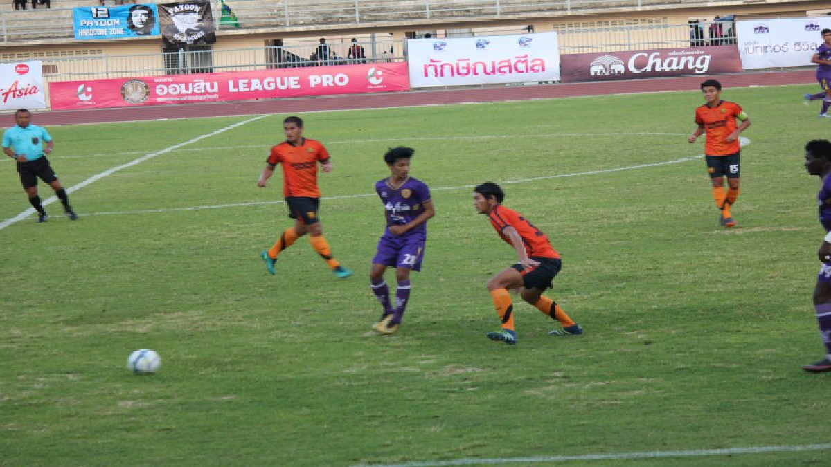 ตรังเอฟซี ชนะ ม.เกษมบัณฑิต 2-1