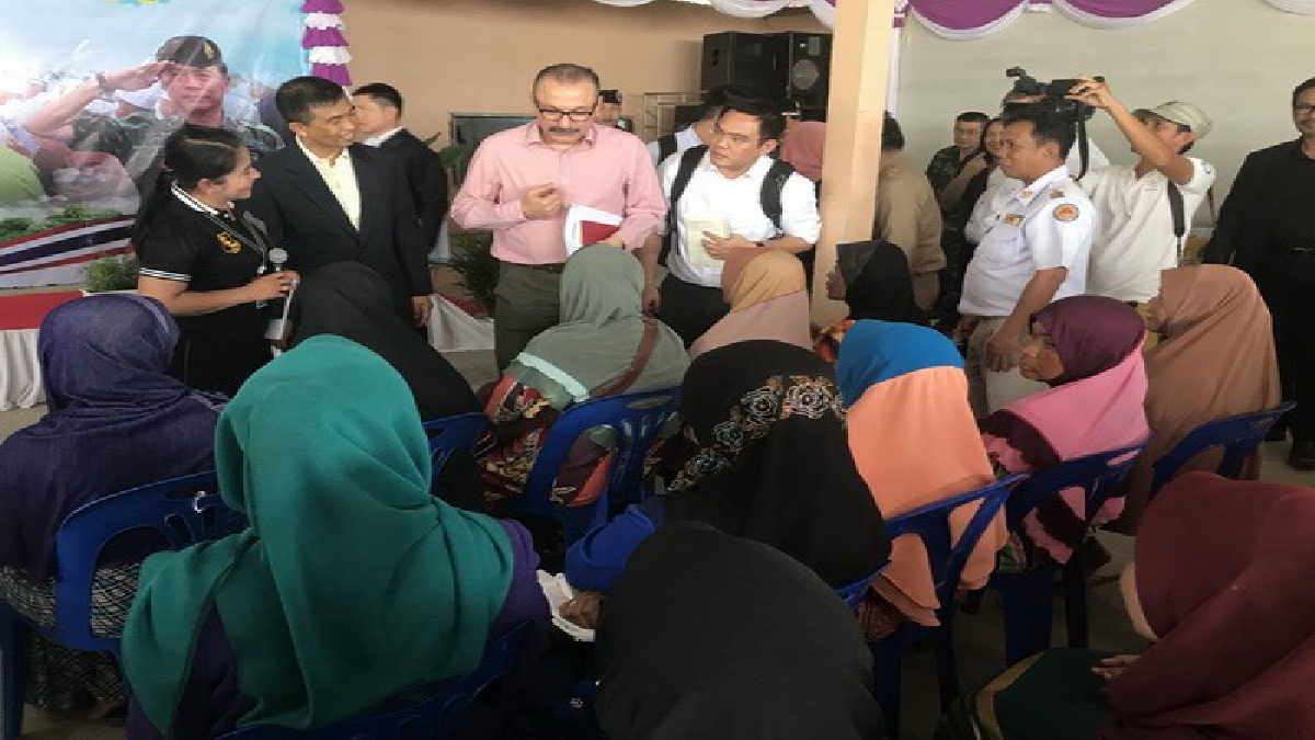 คณะ OIC ลงติดตามสถานการณ์ภาคใต้พร้อมชื่นชม แม่ทัพ 4 ที่ริเริ่มโครงการ พาคนกลับบ้าน นำผู้หลงผิดกลับบ้านเกิด OIC พร้อมสนุบสนุน