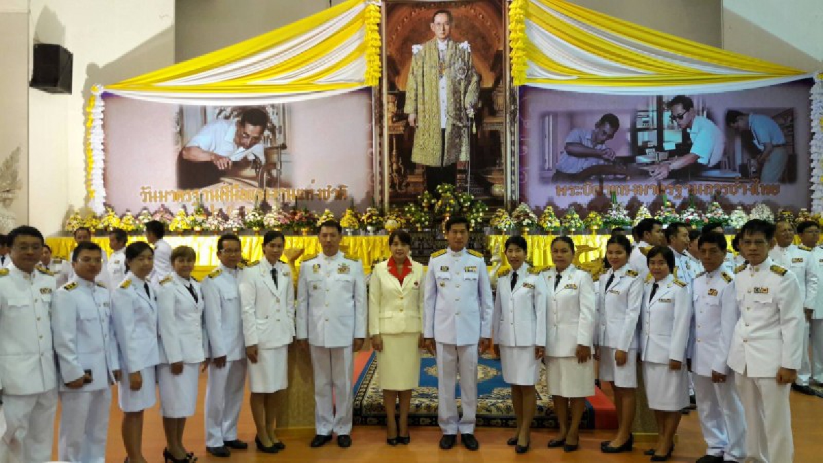 จังหวัดหนองคาย จัดงานวันมาตรฐานฝีมือแรงงานแห่งชาติ เพื่อเทิดพระเกียรติพระบาทสมเด็จพระเจ้าอยู่หัว ในฐานะ "พระบิดาแห่งมาตรฐานการช่างไทย"