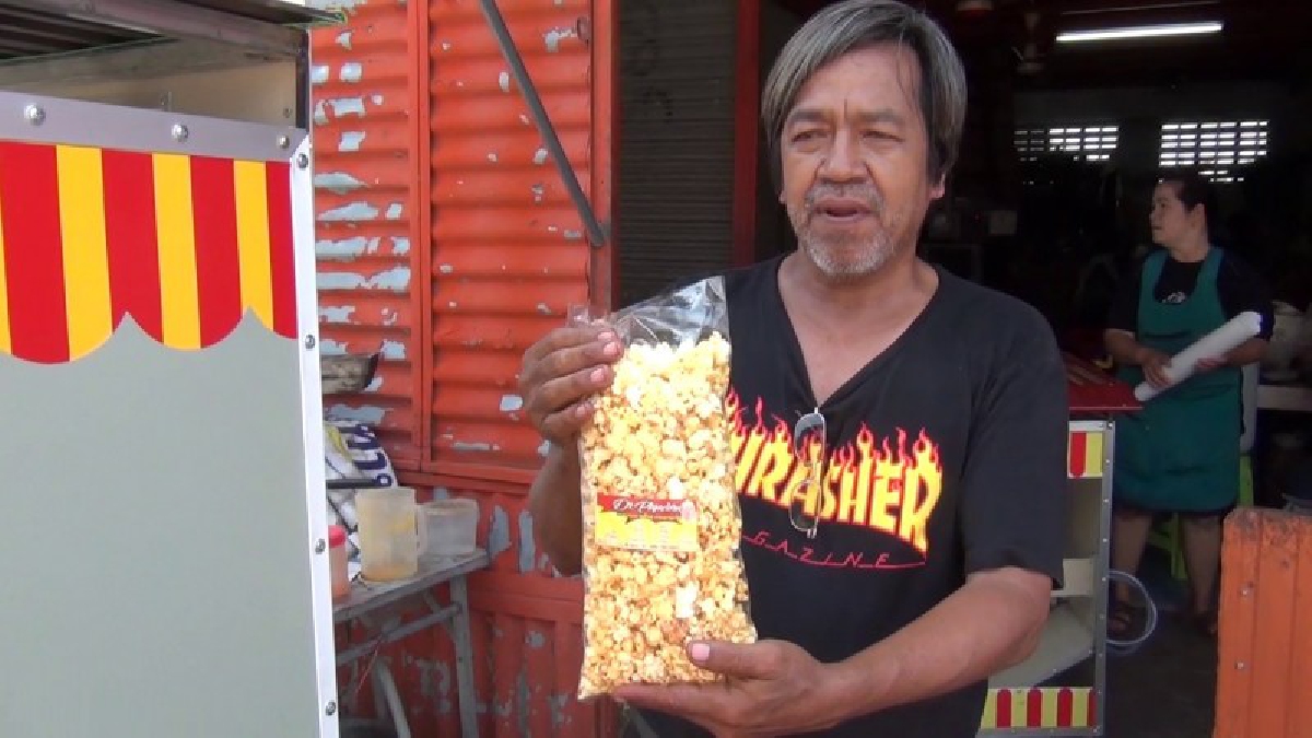 พ่อค้าข้าวโพดคั่วตลาดนัดไอเดียแจ่ม ผลิตเครื่องคั่วข้าวโพดผลิตขายสร้างรายได้เสริม จากการขายข้าวโพดตลาดนัด&nbsp;(คลิป)