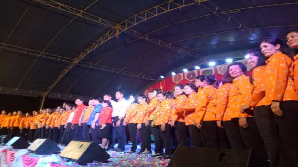 รวมพลังสตรี!!ฅนเมืองคอน”!!กลุ่มสตรีจังหวัดนครศรีธรรมราชกว่า 5,000 คน ร่วมแสดงพลัง ในงานมหกรรมวันสตรีสากล“ฅนเมืองคอน”ประจำปี 2561(คลิป)
