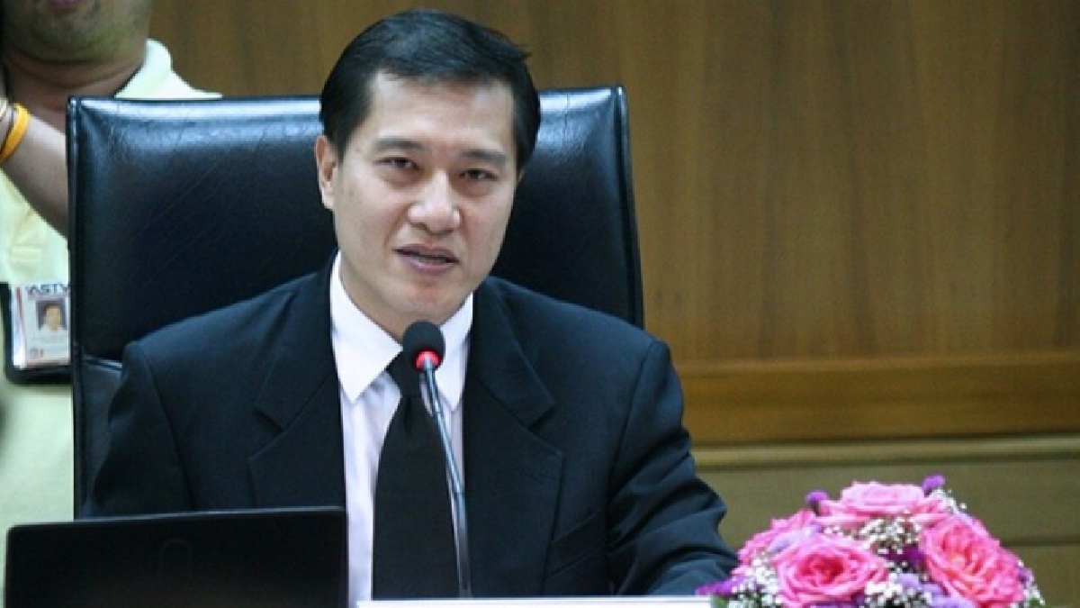 รอคอยอย่างยิ่งใหญ่ 20 ชาติ ร่วมวิ่งแตะขอบฟ้า ท้าแรงโน้มถ่วง “พีทีที ใบหยก รัน - อัพ อินเตอร์เนชั่นแนล 2018” รมว.วีระศักดิ์ ร่วมมอบรางวัล