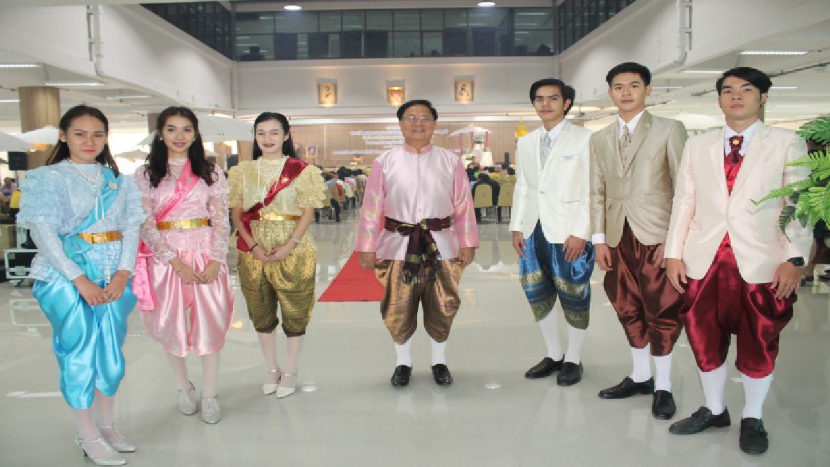 มทร.สุวรรณภูมิ ย้อนอดีตจัดลานวัฒนธรรม “ไหว้พระรับพร ชมละคร นอนอยุธยา” และสืบสานศิลปวัฒนธรรมไทย ครั้งที่ 9 (มีคลิป)