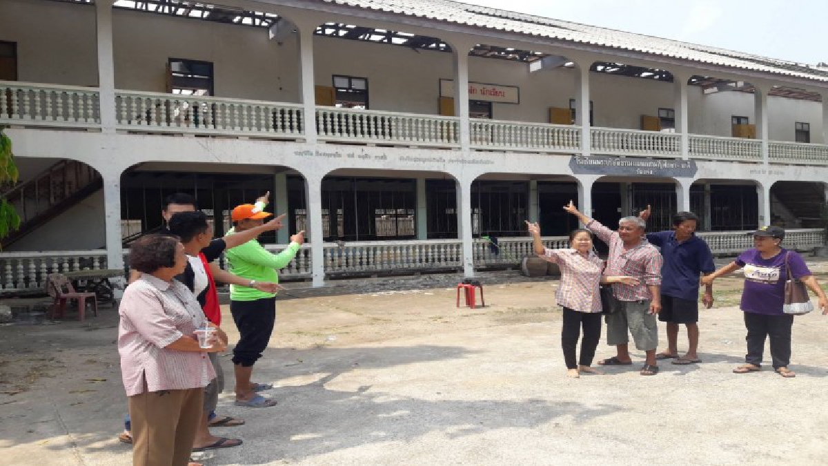 ชาวบ้านเมืองเก่า รวมตัวคัดค้านการรื้อถอนอาคารโรงเรียนพระปริยัติธรรม "พบพิรุธการขายไม้เก่า" (คลิป)