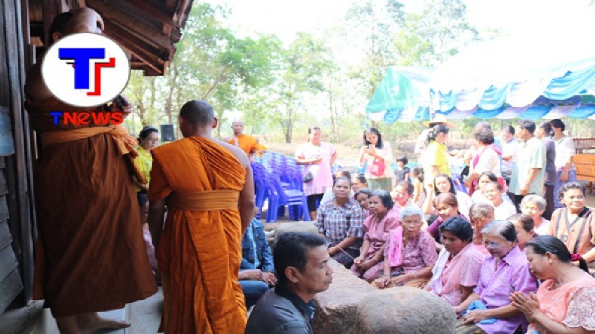ตะลึงทั้งหวัด ! ชาวบ้านกว่า 300 คน ช่วยกันพัฒนาวัดเตรียมงานยกเสาเอกเสาโทศาลาการเปรียญ กลับขุดพบ "หินลูกนิมิตอายุกว่า 200 ปี" (ชมคลิป)